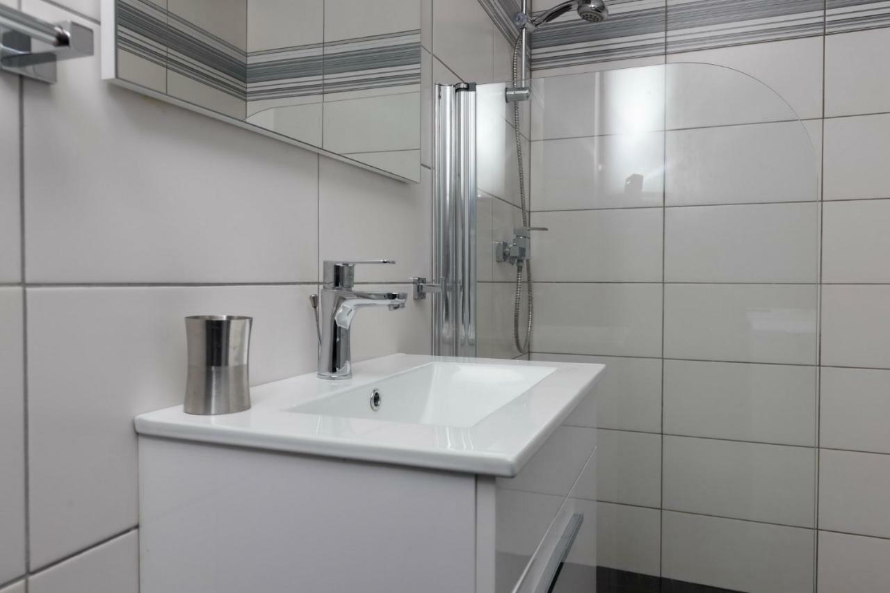 Apartments Adriatic Crikvenica Exterior foto
